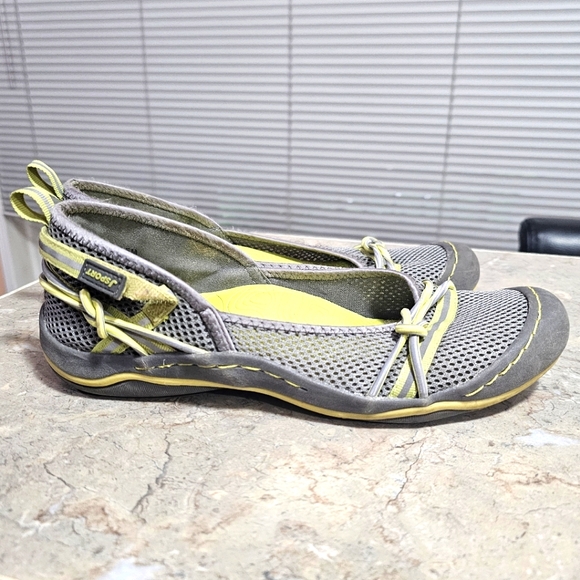 JSport 6000 by Jambu Size 7.5 - Picture 1 of 8